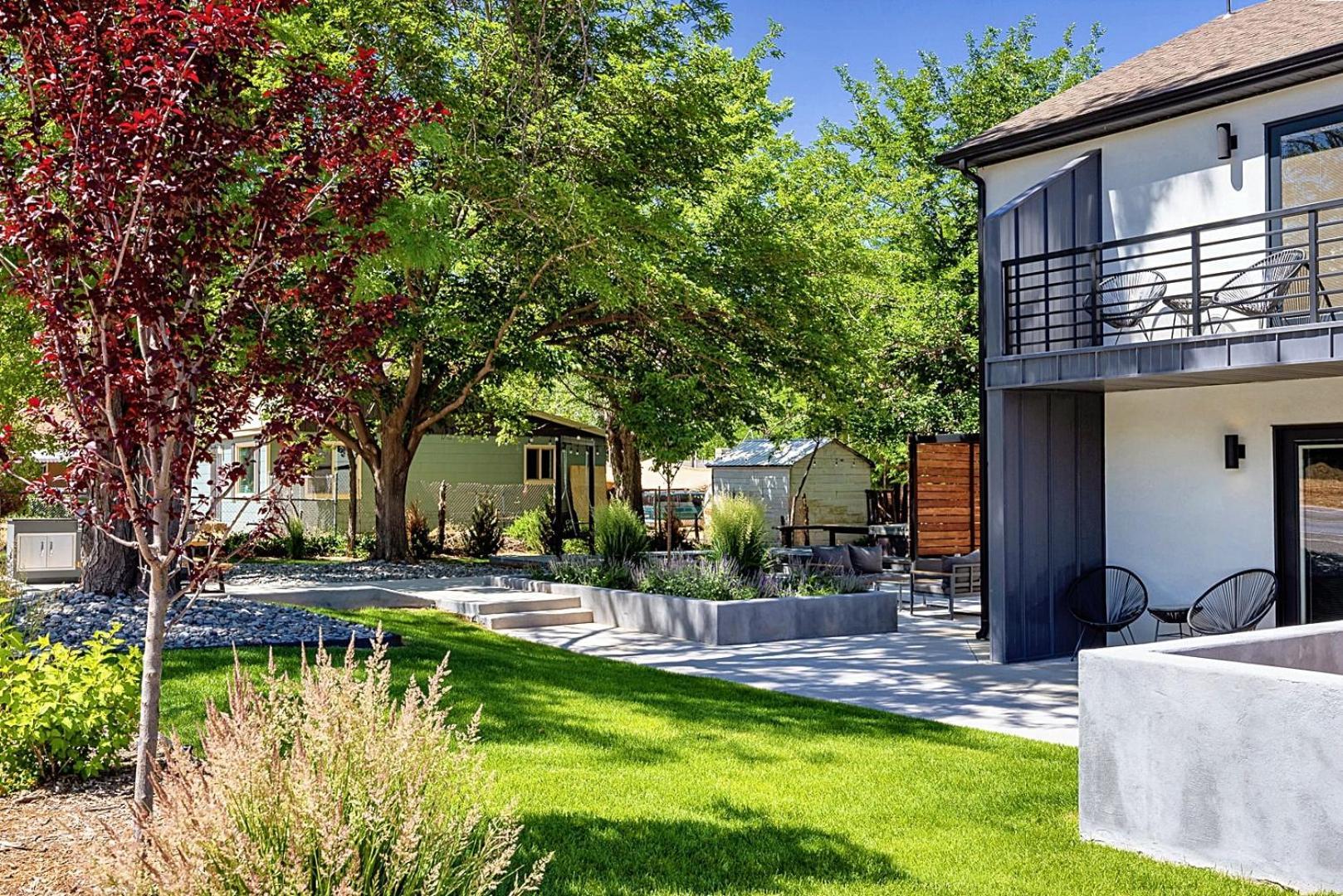 Near Downtown Stylish 2br With Amazing Patio - 5 Hébergement de vacances *