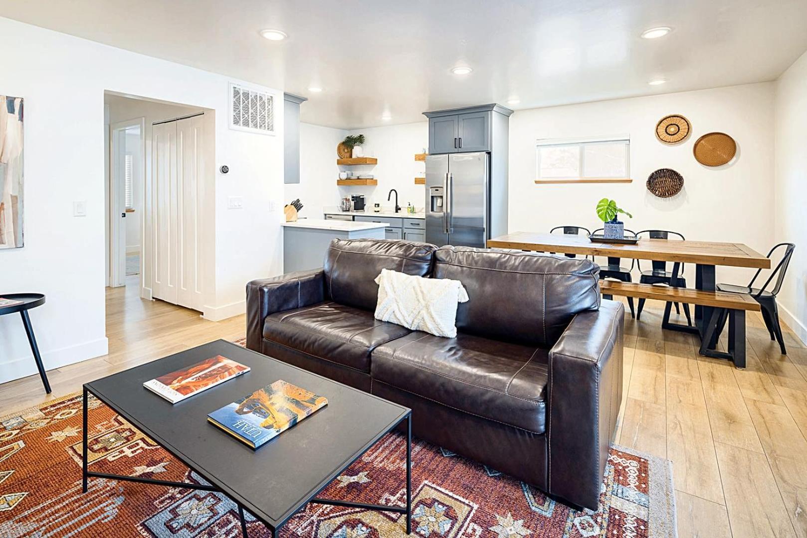 Hébergement de vacances Near Downtown Stylish 2br With Amazing Patio - 5